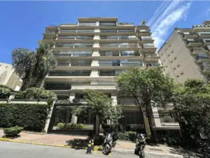 Apartamento de Ana Hickmann está em leilão por dívida de R$ 11 mi. É um movimento que mostra como o endividamento pode …