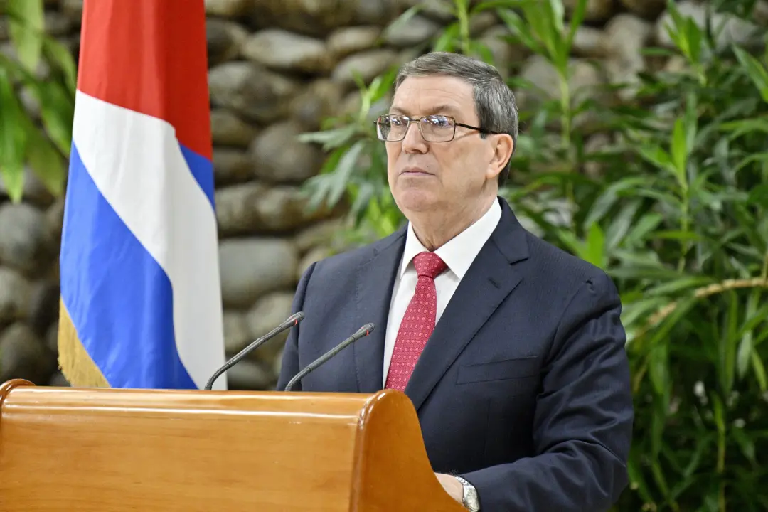 Ministro de Cuba reagiu a Trump na ONU, dizendo que o governo americano não aceita a soberania do país. Ameaças america…