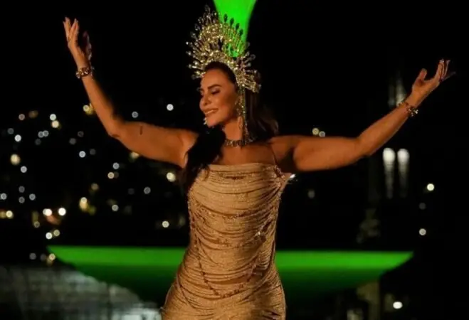 Paolla Oliveira é a nova rainha de bateria da Imperatriz Leopoldinense para o carnaval 2027. A atriz deixou a Grande Ri…