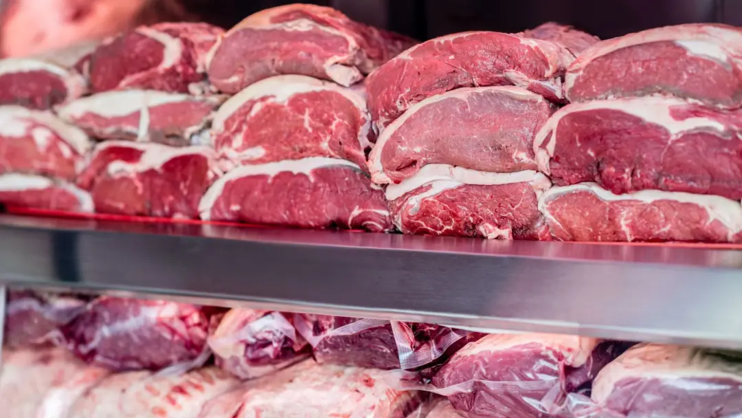 Recorde de 2,635 milhões de toneladas em carnes e congelados exportados pelo Terminal de Contêineres de Paranaguá entre…