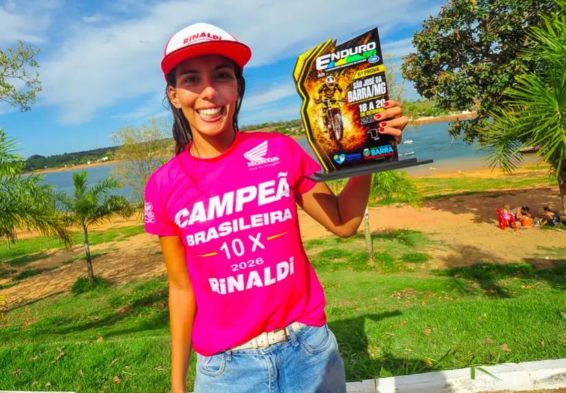 Bárbara Neves é a octacampeã brasileira de Enduro 2026, garantindo o título feminino com um terceiro lugar na etapa de …