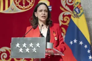 María Corina Machado tentou retornar três vezes à Venezuela em terça-feira, partindo da Cidade do Panamá. Essas tentati…