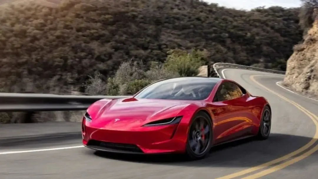 Roadster abre lista de reservas, pedindo US$ 5 mil reembolsáveis no cartão, antes do lançamento em 1º de outubro no Tex…