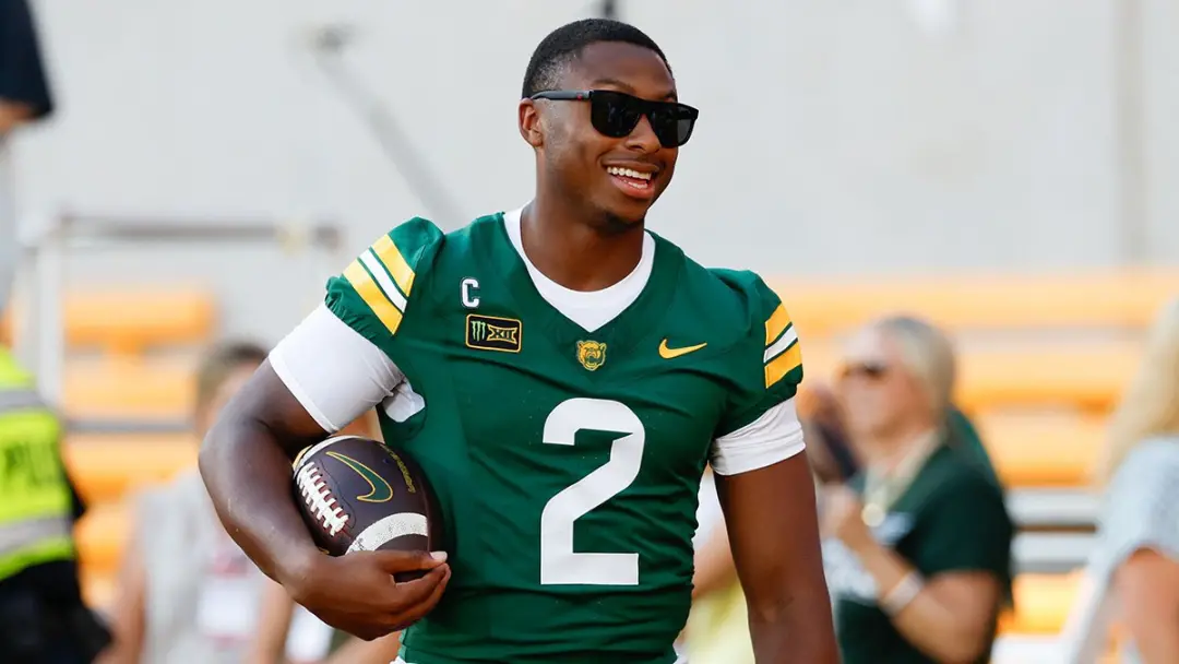 DJ Lagway tá no status provavel para enfrentar o Colorado no fim de semana. É um reforco importante pro time de Baylor,…