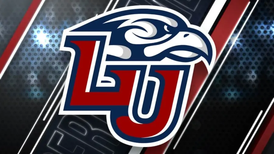 Liberty Flames começou o primeiro treino da temporada com 9 jogadores novos. É um momento de expectativa para a equipe …