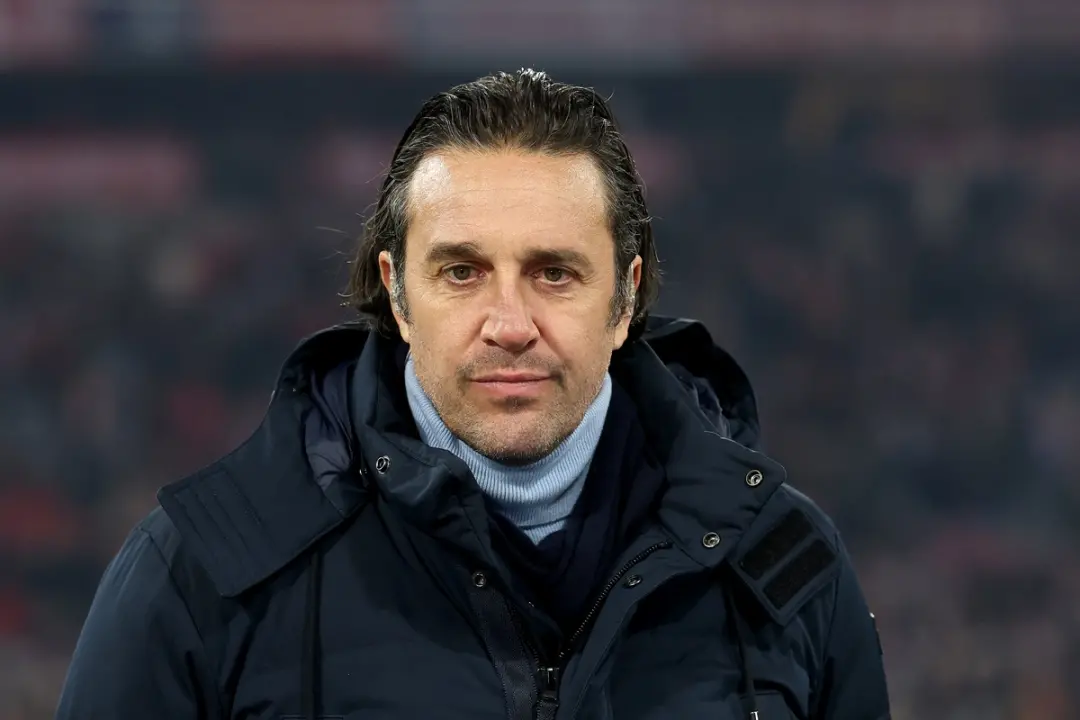 Juventus com time sem jogadores italianos no campo contra Atalanta. A mudança para foco em atletas estrangeiros levanta…