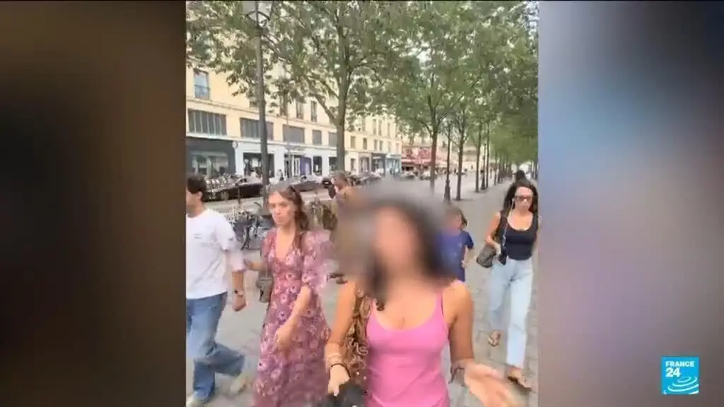 Homens gravando mulheres na rua com óculos inteligentes e postando os vídeos online sem consentimento na França. Isso é…