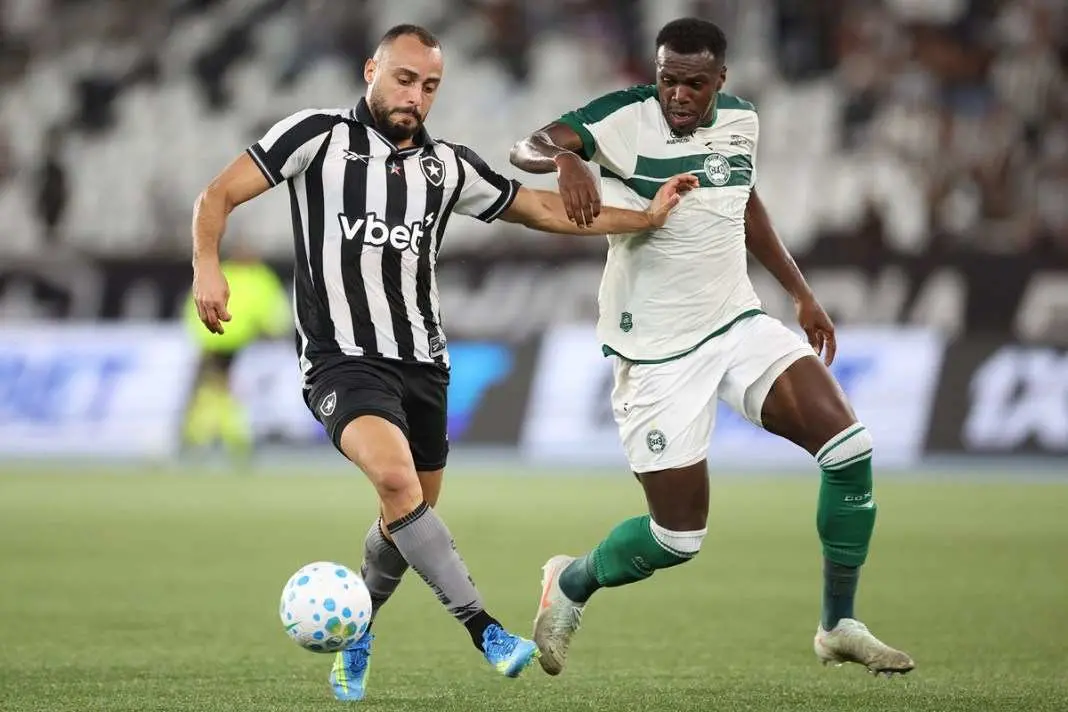 Coritiba e Botafogo mudam o jogo do Brasileirão 2026 para 12 de outubro, às 16h, no Couto Pereira. Essa mudança, que ac…