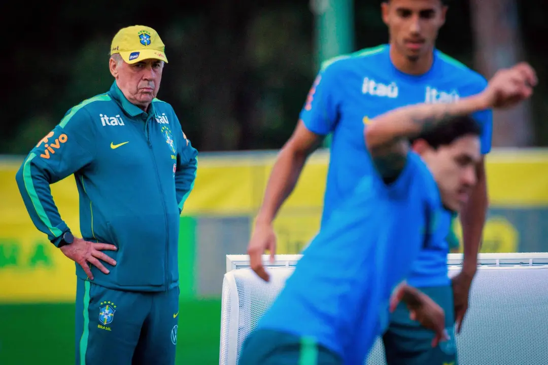 Ancelotti confirmou a escalação contra a Austrália com Estevão, Endrick, Raphinha e Vini Jr. É bom ver nomes jovens ent…