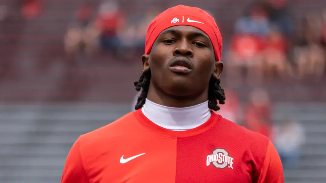 Ohio State, Smith quebrou o recorde de rebatidas da escola nesta temporada júnior. Chamar ele de melhor em CFB é simpli…