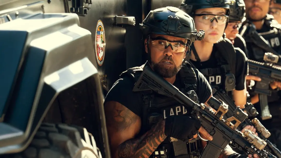 Sony Pictures TV lançou S.W.A.T. Exiles, um spin-off liderado por Shemar Moore, como produtora e distribuidora sozinha,…