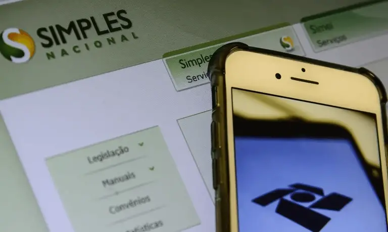 Empresas do Simples Nacional têm até 30 de setembro pra escolher o regime de IBS e CBS, que começa em janeiro de 2027. …