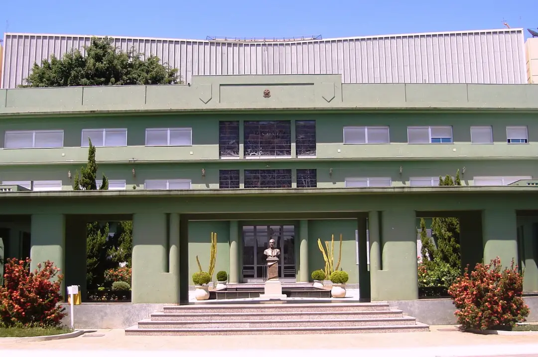 Seis candidatos disputam o governo de Goiás, com Daniel Vilela liderando pesquisas com 46% dos votos. A troca de poder …