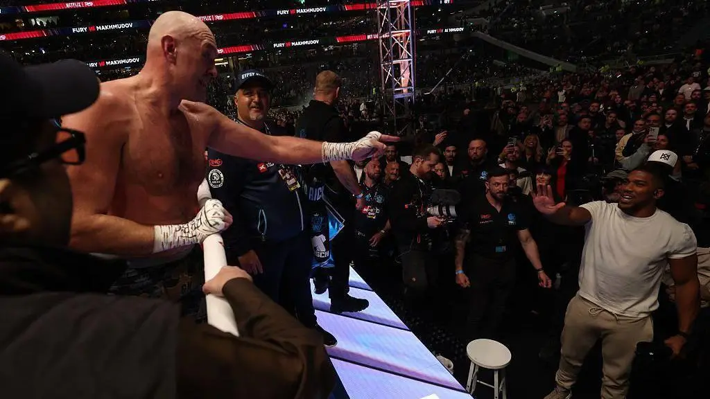 Cardiff sediará Fury e Joshua no dia 11 de dezembro, um evento com 80 mil lugares para disputa do titulo WBA Super. A d…
