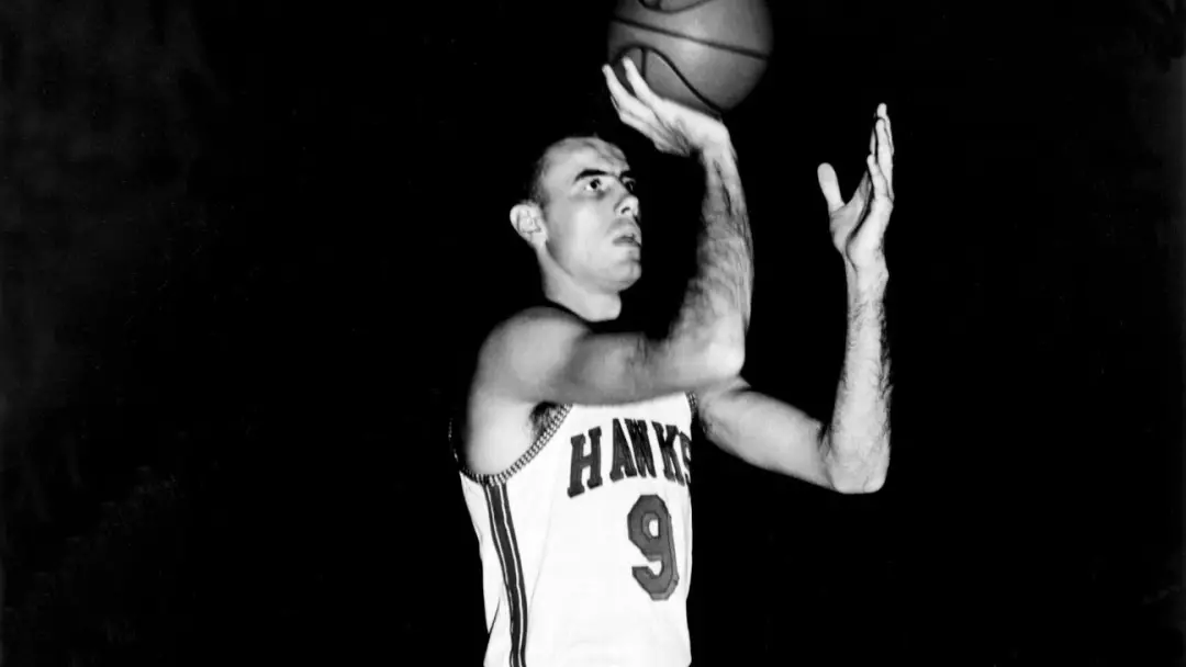 Bob Pettit, um dos maiores pontuadores da história, faleceu aos 93 anos. É um marco de uma trajetória que celebrou a li…