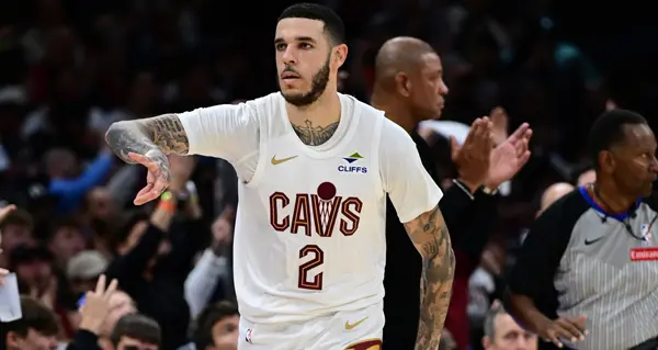 Lonzo Ball esclareceu que nao vai se aposentar da NBA, apesar das especulações depois de falar sobre lesões no podcast.…