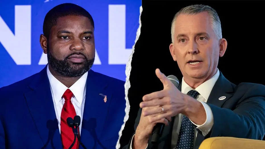 Florida, EUA. Byron Donalds critica o opositor David Jolly, dizendo que a mudança de posição dele não é convicção, mas …