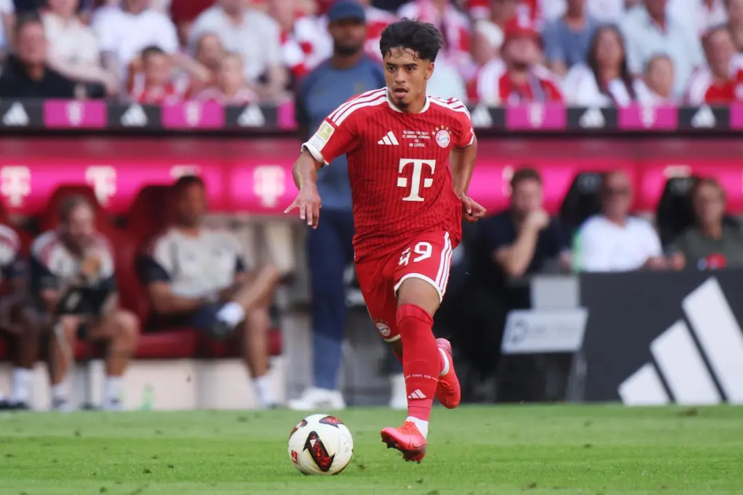 Maycon Cardozo voltou ao treino do Bayern e completou 30 minutos de corrida leve. Se a recuperação seguir bem, ele pode…