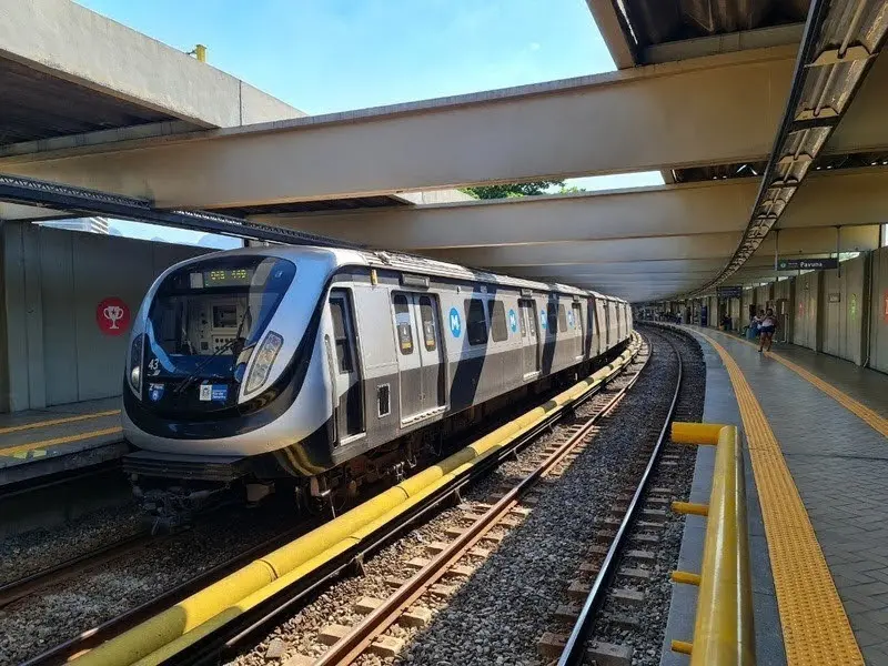 Três projetos de expansão do Metrô no Rio, linhas 2, 3 e 4, terão estudo conjunto com BNDES e Governo do Estado. A inte…