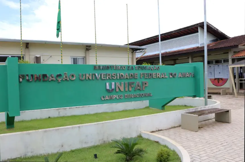 Oiapoque, AP, agora é sede da Universidade Federal da Fronteira Norte com o desmembramento da Unifap por Lei 15.520, de…