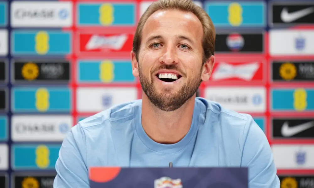 Clive Allen, ex-jogador do Tottenham, apoiou Harry Kane a migrar para a NFL. Ele alega que Kane teria sucesso no futebo…