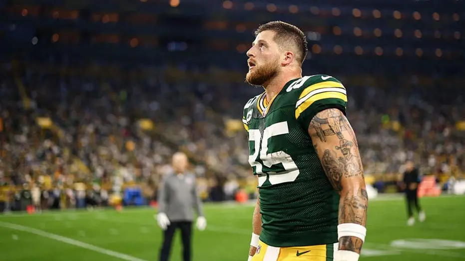 Lambeau Field viu torcedores assobiar contra os Packers numa derrota desastrosa. O jogador Tucker Kraft falou que era d…