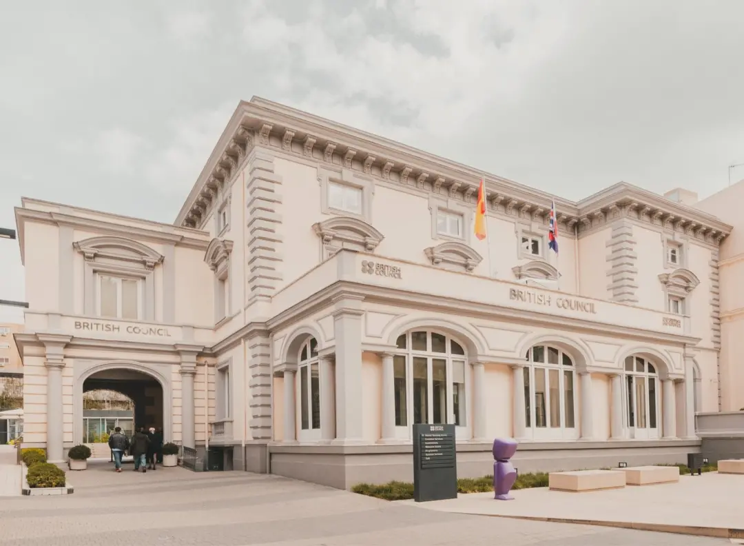 Abanca comprou o palacete do British Council em Madrid, no bairro Almagro. A empresa vai transformar o prédio em sua se…