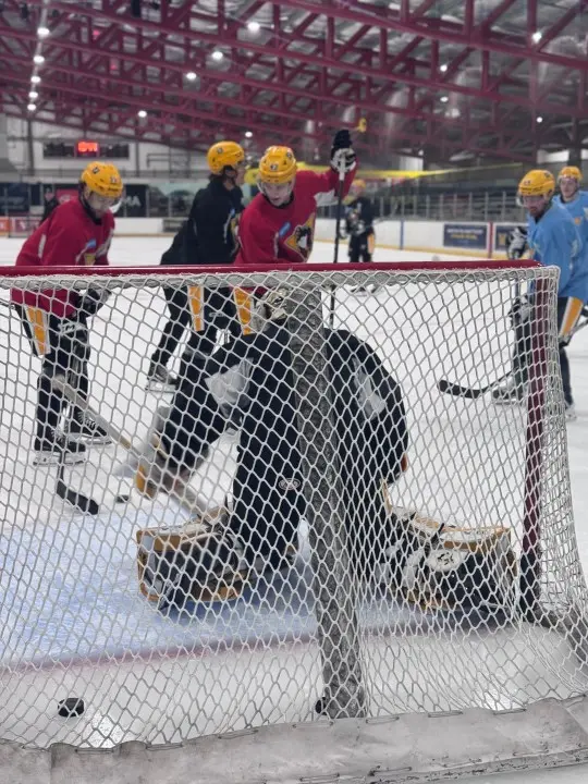 Penguins fizeram o primeiro treino da temporada em Wilkes-Barre, antes do jogo de pré-temporada contra os Phantoms. A u…