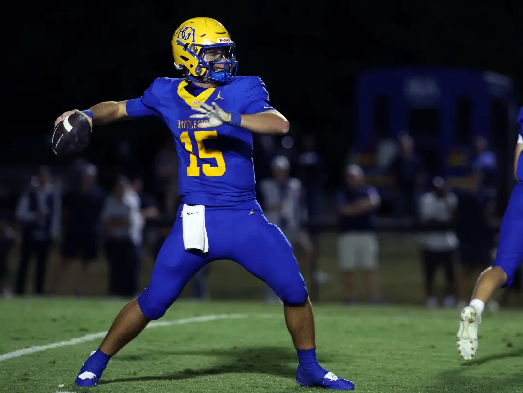 Luke Bryan viu o filho Bo Bryan marcar seis touchdowns e 406 jardas contra rival em Vitória da Virgínia. É um peso enor…