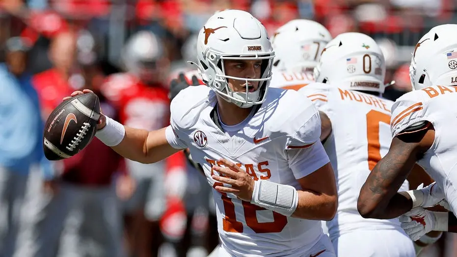 Texas Longhorns, classificados como número 1, enfrentam Tennessee Volunteers na Semana 4. O time de Texas, que venceu O…