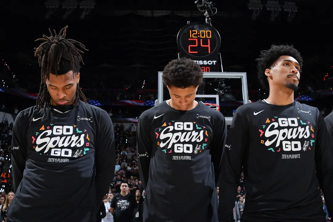 Julian Champagnie é o pontuador melhor segundo Stephon Castle em uma conversa sobre os companheiros do Spurs. Acredito …