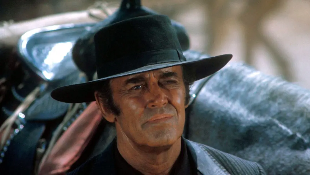 Once Upon a Time in the West mostra a chegada da ferrovia, um fato que torna a terra do Velho Oeste digna de luta. Os t…