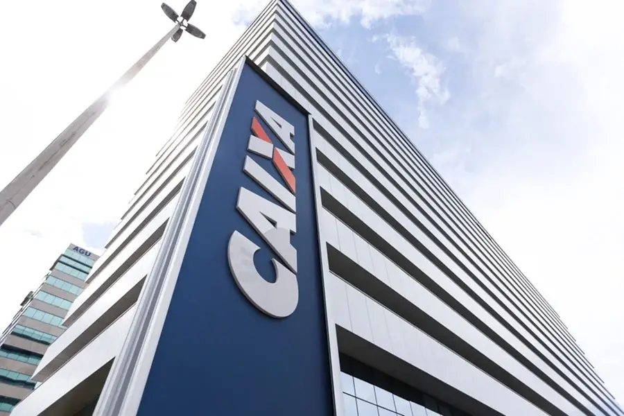 Greve na Caixa parou financiamentos, e construtoras estão com vendas reduzidas. O banco concentra dois terços dos finan…