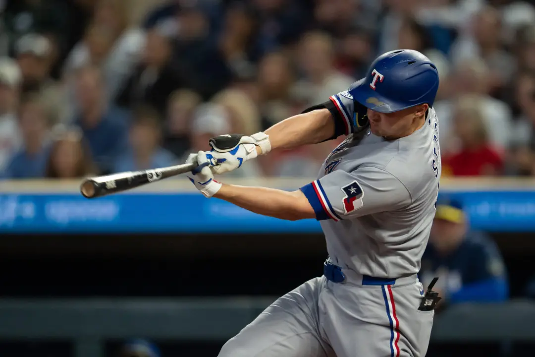 Corey Seager no 11º lugar nas vendas de camisas em Jersey, apesar da baixa temporada de 2026. Isso mostra que a lealdad…