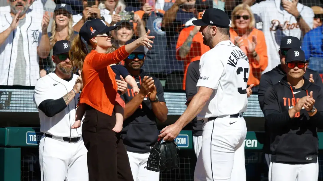 Justin Verlander teve sua partida final na MLB no sábado, permitindo apenas duas corridas no jogo contra os Pirates em …