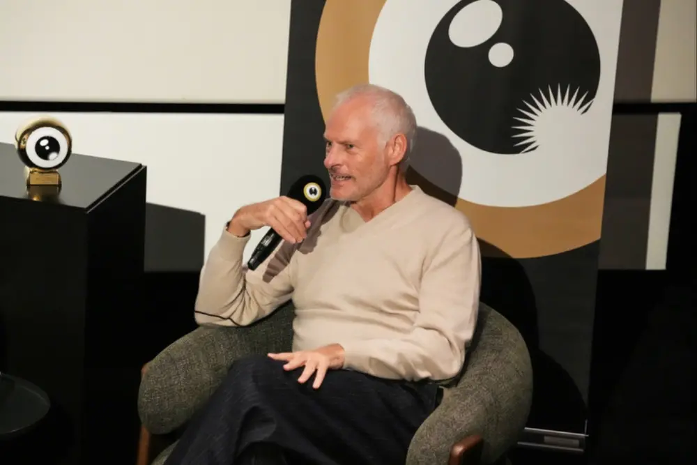Wild Horse Nine é o filme mais político de Martin McDonagh, ele disse no Festival de Zurique. Acho importante ver essa …