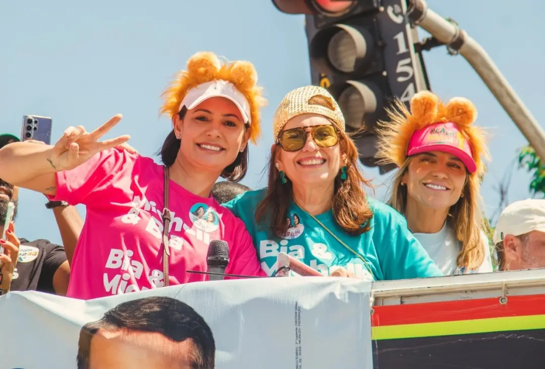 Bia Kicis, na disputa pelo Senado no Distrito Federal, saiu do quinto para o terceiro lugar nas pesquisas, empatada com…
