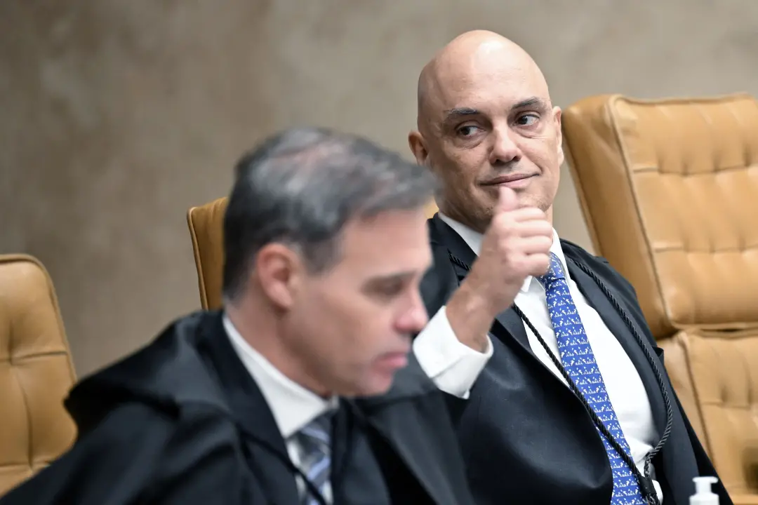 Ministros do STF definiram que o destino de Alexandre de Moraes pode ficar para depois do Carnaval de 2027. A ideia é p…