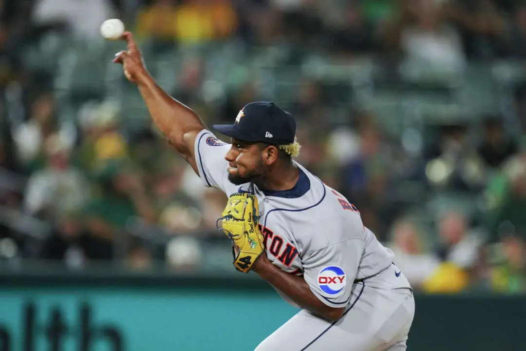 Astros chamou Raynel Delgado do Triple-A para cobrir Isaac Paredes, que está com a perna doente. Isso faz sentido por P…