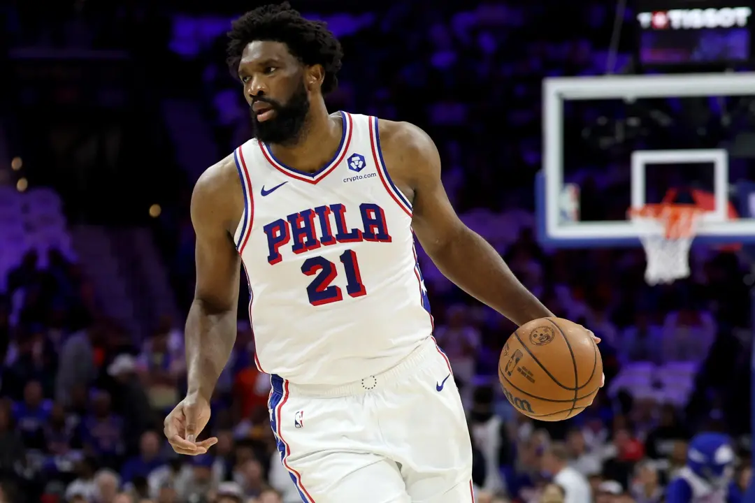 Joel Embiid está numa ordem de prioridade menor na narrativa dos Sixers, apesar de ainda ser o peça chave para o título…