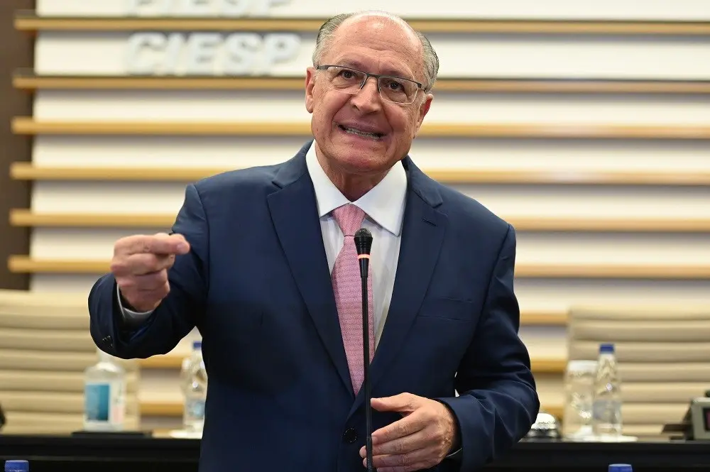 Alckmin disse que retirada de posts sobre Nossa Senhora Aparecida configura censura prévia. A tentativa de limitar expr…