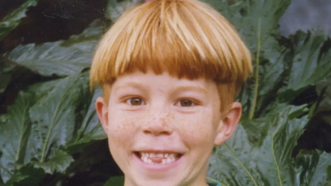 Três medalhas de ouro olímpicas, esse cara que tinha corte de cabelo bowl nos anos 90 virou snowboarder e skateboarder …