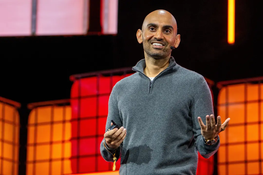 Neil Patel fala sobre a necessidade de marcas D2C estarem em todos os lugares onde o consumidor busca um produto, até e…