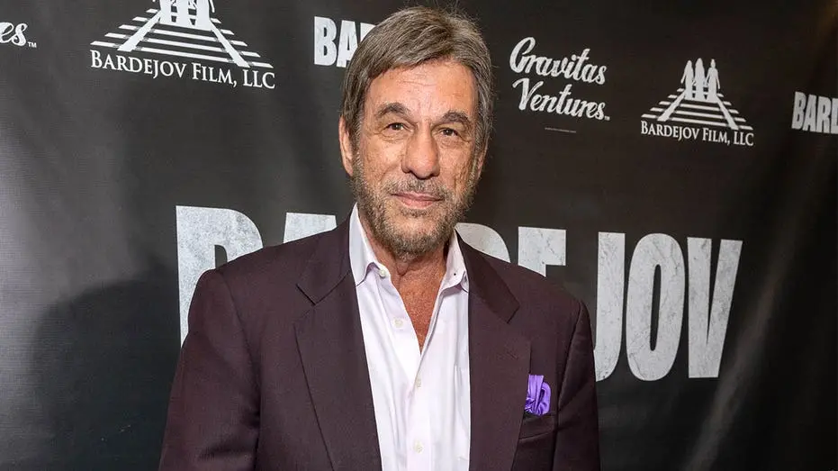 Robert Davi trocou a Califórnia por Flórida, criticando o aumento da população de pessoas em situação de rua e a má ges…