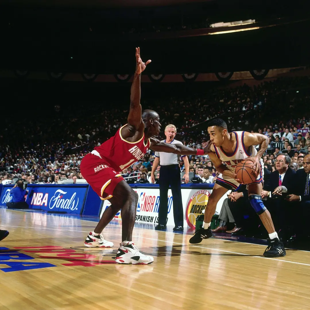 Rod Strickland por Maurice Cheeks, troca de 1990 no Knicks. Trocar um jovem guard que estava sendo bloqueado por um vet…