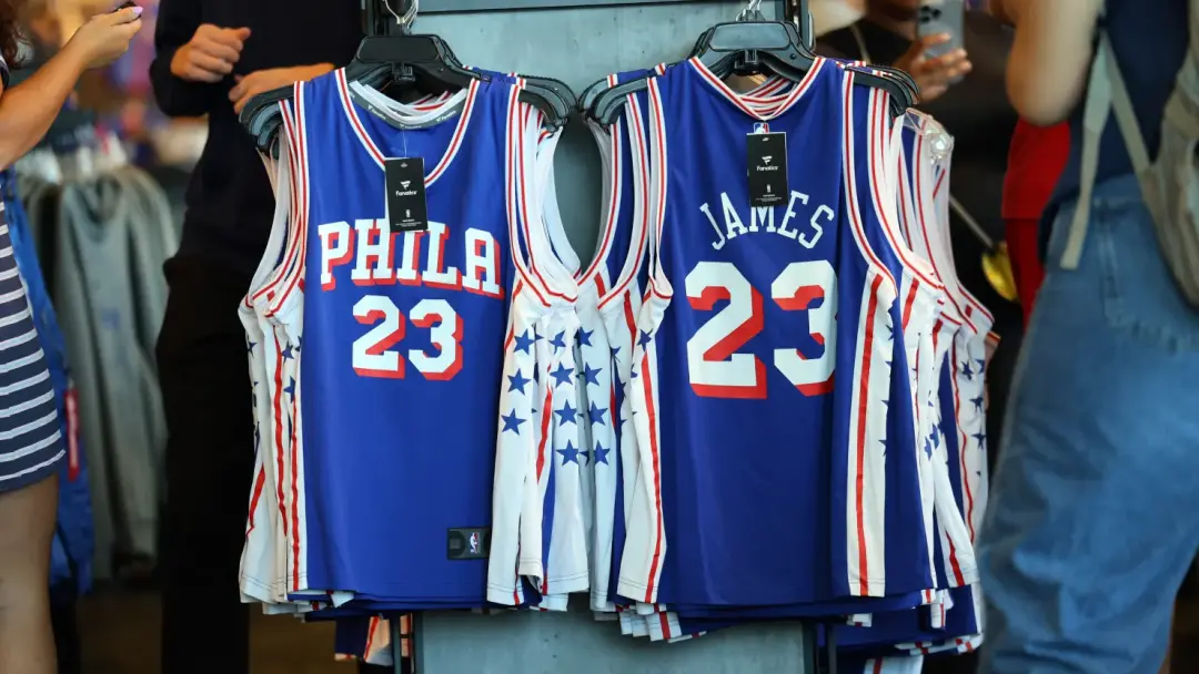 Philadelphia 76ers com LeBron James impulsiona a economia da região, podendo adicionar entre 250 e 430 milhões de dólar…