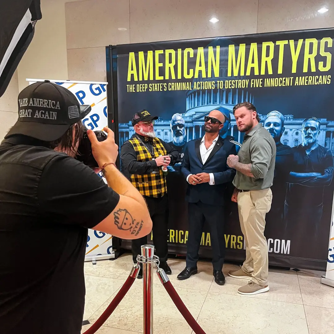 Gala de exibição do documentário American Martyrs foi o último esforço de apoiadores de Trump pra reescrever a história…