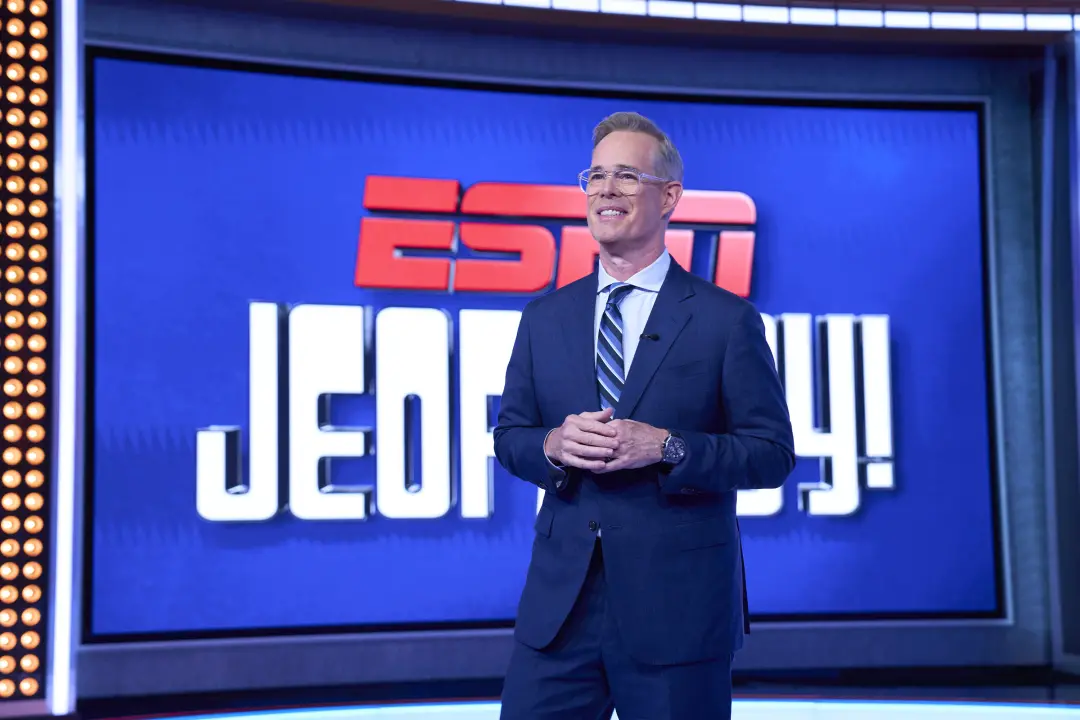 ESPN Jeopardy! volta na segunda temporada no Hulu e Disney+, agora com a possibilidade de fãs comuns aplicarem para jog…