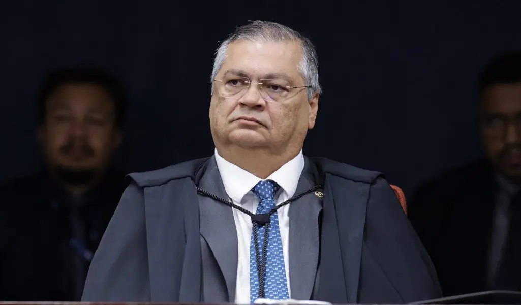 Flavio Dino determinou o envio ao TRE-DF de denúncia sobre propaganda irregular envolvendo Bia Kicis, referente a R$ 25…