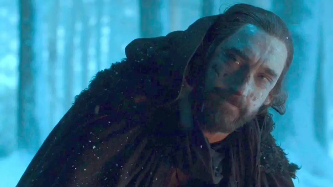 Benjen Stark retorna oficialmente como herdeiro improvável em Game of Thrones. A volta dele, após sumir misteriosamente…